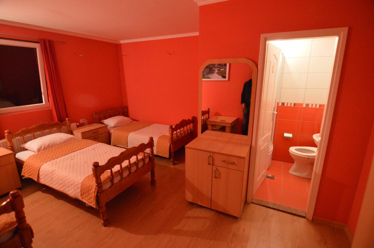 Hotel 24 Jul Pljevlja Ngoại thất bức ảnh