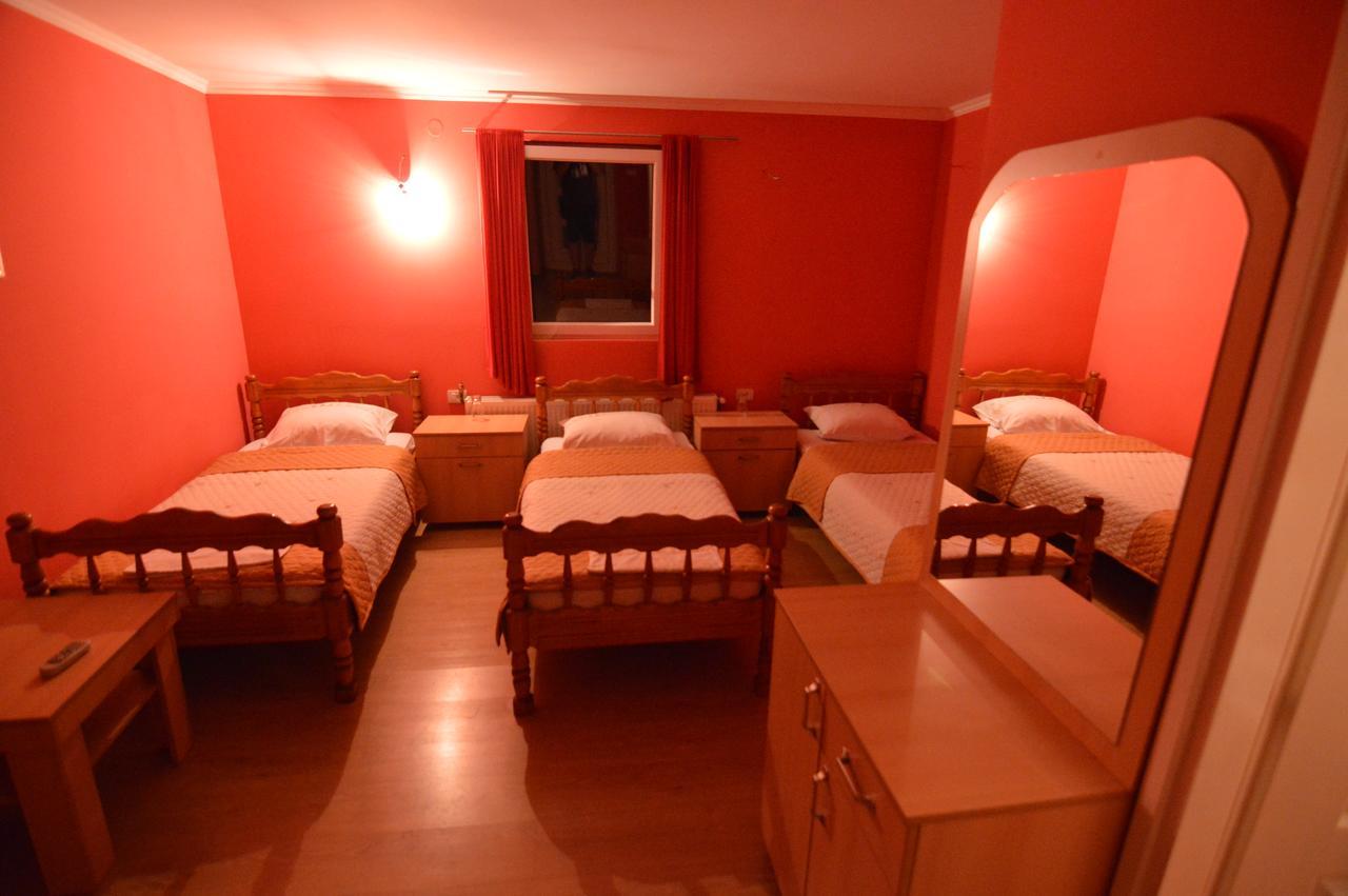 Hotel 24 Jul Pljevlja Ngoại thất bức ảnh